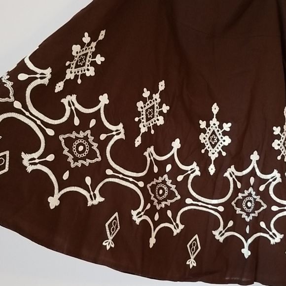 DONATING 2/14! 🎉HP🎉 Peck & Peck A-line Brown Skirt with White Details - Picture 4 of 5